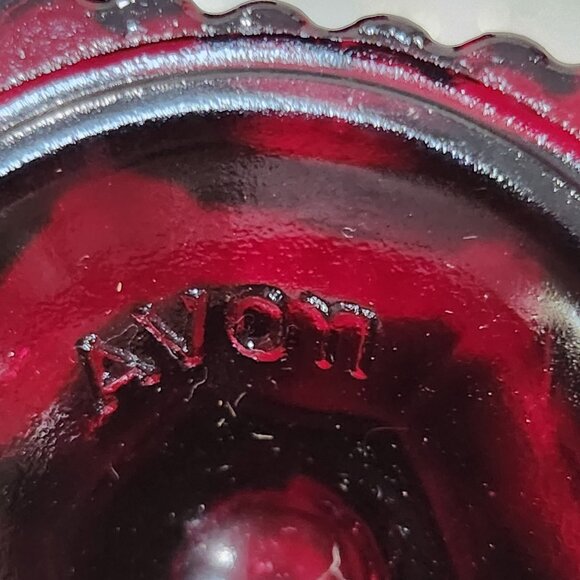 Avon cape cod collection vintage four piece ruby red footed glass mugs - Picture 6 of 6